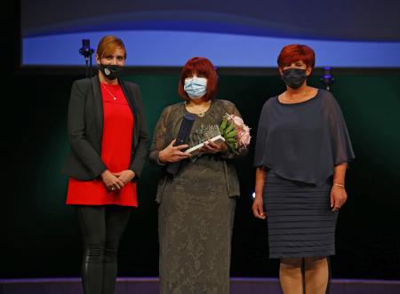 Prvojunijska nagrada